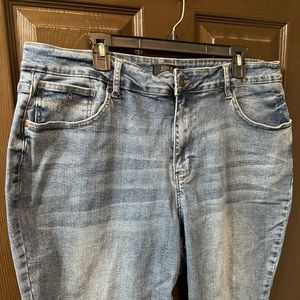 Just blue jeans 22w
